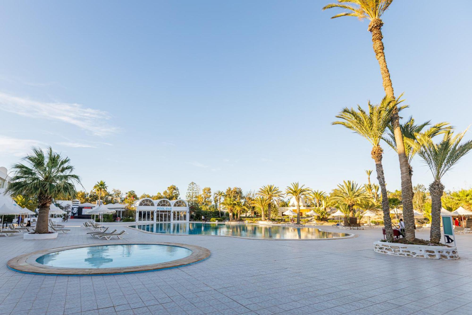 Iris Hotel & Thalasso Мезрая Экстерьер фото